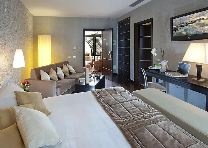 מלון C-hotels Fiume 4*